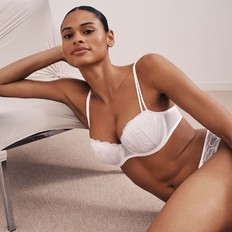 Marie Jo Heleen White