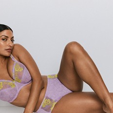 Prima Donna Ixia Wisteria